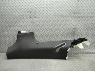 Накладка на стойку кузова правая задняя AUDI TT 8J 8J8867288 1 ракурс Накладка на стойку кузова правая задняя AUDI TT 8J 8J8867288 1 ракурс