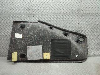 Обшивка багажника левая задняя AUDI TT 8J 8J8863879 4 ракурс Обшивка багажника левая задняя AUDI TT 8J 8J8863879 4 ракурс