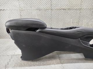 Бардачок между сиденьями HONDA VEZEL RU4 83420-T7B-00-21 3 ракурс