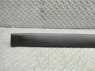 Накладка на порог левая передняя HONDA STEPWGN RK5 R20A 84251-SZW-00 2 ракурс