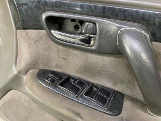 Обшивка дверей TOYOTA CROWN JZS171 1JZ-GTE 4 ракурс