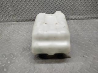 Бачок стеклоомывателя DAIHATSU TERIOS KID J131G 860141-327 4 ракурс Бачок стеклоомывателя DAIHATSU TERIOS KID J131G 860141-327 4 ракурс