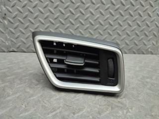 Дуйки правые передние NISSAN X-TRAIL HNT32 MR20DD 687604CE1A 1 ракурс