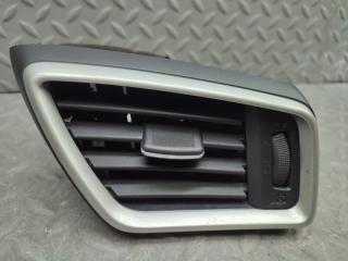 Дуйки правые передние NISSAN X-TRAIL HNT32 MR20DD 687604CE1A 2 ракурс