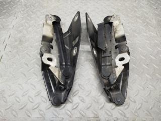 Петля капота AUDI TT 8J 8J0823301H 1 ракурс