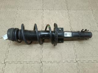 Стойка правая передняя AUDI A1 8X1 CAX 6R0413031K 1 ракурс Стойка правая передняя AUDI A1 8X1 CAX 6R0413031K 1 ракурс