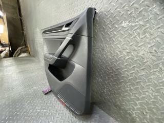 Обшивка дверей левая задняя VOLKSWAGEN GOLF 5G5 CHP 5G4867487A 3 ракурс