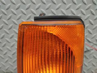 Габарит левый передний LAND ROVER DISCOVERY L318 56D 54596271 4 ракурс Габарит левый передний LAND ROVER DISCOVERY L318 56D 54596271 4 ракурс
