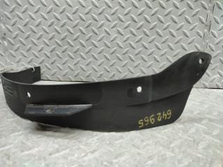 Брызговик левый передний AUDI TT 8J 8J0807547 5 ракурс