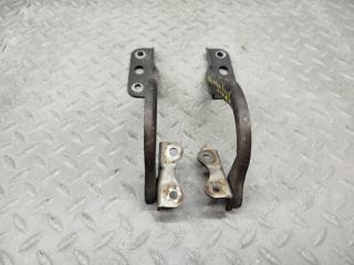 Петля капота SUZUKI MR WAGON MF22S 2 ракурс