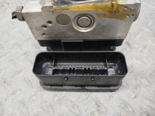 Блок abs AUDI TT 8J3 BWA 8J0614517 5 ракурс Блок abs AUDI TT 8J3 BWA 8J0614517 5 ракурс