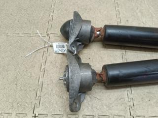 Амортизатор задний AUDI TT 8J3 BWA 8J0513029P 2 ракурс