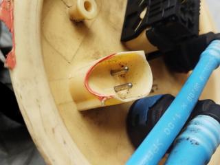Топливный насос BMW 5-SERIES F10 N47D20C 7217065 5 ракурс