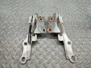Петля капота TOYOTA NOAH AZR60 2 ракурс