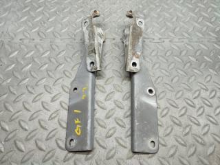Петля капота SUBARU IMPREZA GF1 2 ракурс