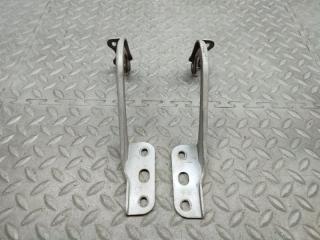Петля капота SUZUKI WAGON R MH21S 1 ракурс