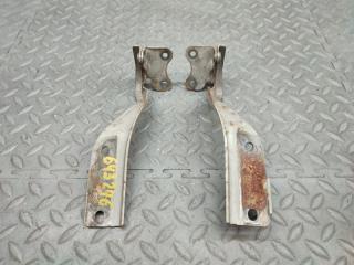 Петля капота SUZUKI WAGON R MC21S 1 ракурс