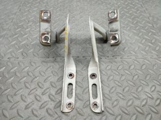 Петля капота HONDA STEPWGN RF4 2 ракурс