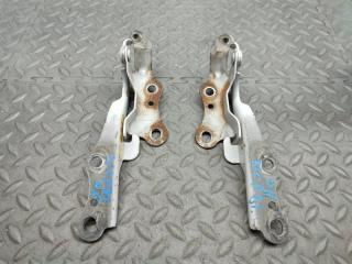 Запчасть петля капота TOYOTA SIENTA 2006
