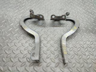 Петля капота SUBARU LUCRA L455F 1 ракурс Петля капота SUBARU LUCRA L455F 1 ракурс