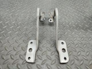 Петля капота SUZUKI WAGON R MH21S 1 ракурс