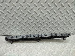 Крепеж бампера правый задний NISSAN SERENA GC27 MR20DD 85220 5TA5A 3 ракурс Крепеж бампера правый задний NISSAN SERENA GC27 MR20DD 85220 5TA5A 3 ракурс