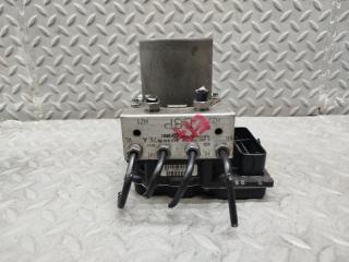 Блок abs AUDI A5 8T CDN 8K061451 1 ракурс Блок abs AUDI A5 8T CDN 8K061451 1 ракурс