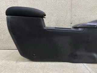 Бардачок между сиденьями NISSAN LEAF ZE1 EM57 969935SJ0A 3 ракурс Бардачок между сиденьями NISSAN LEAF ZE1 EM57 969935SJ0A 3 ракурс
