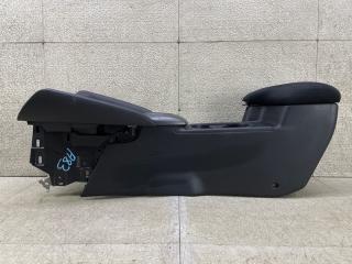Бардачок между сиденьями NISSAN LEAF ZE1 EM57 969935SJ0A 5 ракурс Бардачок между сиденьями NISSAN LEAF ZE1 EM57 969935SJ0A 5 ракурс