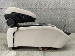 Бардачок между сиденьями BMW I3 I01 W20K06A 51169311756 2 ракурс