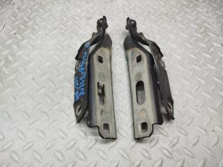 Петля капота AUDI A3 8VS CXS 8V0823301, 8V0823302 1 ракурс