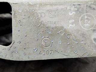 Петля капота AUDI TT 8J3 BWA 8J0823301D 4 ракурс