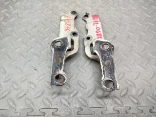 Петля капота NISSAN BLUEBIRD EU12 SR18DI 2 ракурс Петля капота NISSAN BLUEBIRD EU12 SR18DI 2 ракурс