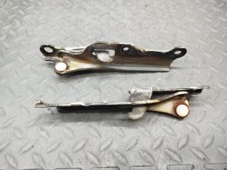 Петля капота NISSAN BLUEBIRD EU12 SR18DI 3 ракурс