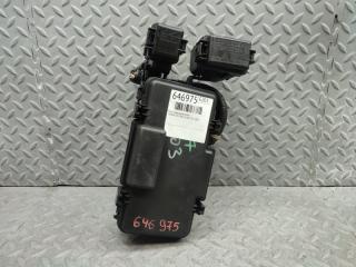 Блок предохранителей HONDA CR-V RD7 K24A VTEC 1 ракурс