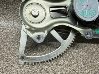 Стеклоподъемник левый задний LEXUS LS460 USF40 85720-50110 2 ракурс