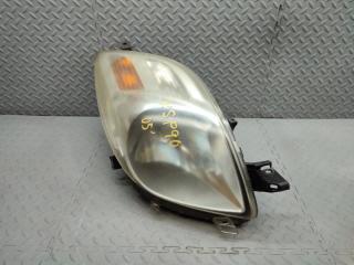 Фара передняя правая TOYOTA VITZ 2005