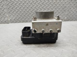 Блок abs TOYOTA VITZ NCP131 1NZ-FE 89541-52F31 1 ракурс