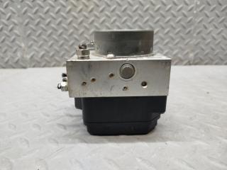 Блок abs TOYOTA VITZ NCP131 1NZ-FE 89541-52F31 5 ракурс