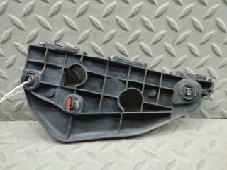 Крепеж бампера правый передний TOYOTA PORTE NCP141 52535-52170 2 ракурс