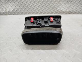 Дуйки правые передние TOYOTA YARIS MXPH10 M15A-FXE K55641-0010 5 ракурс