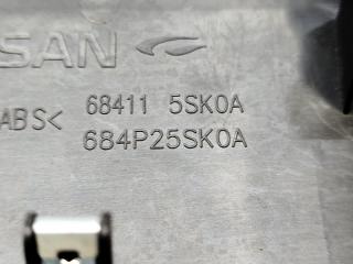 Накладка на торпеду правая NISSAN LEAF ZE1 EM57 68411 5SK0A 3 ракурс