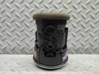 Дуйки правые передние AUDI TT 8J BWA 8J0820901 5 ракурс