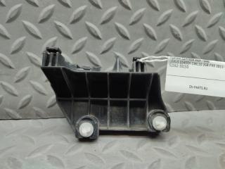 Крепеж бампера правый задний LEXUS GS450H GWL10 2GR-FXE 52562-30150 2 ракурс