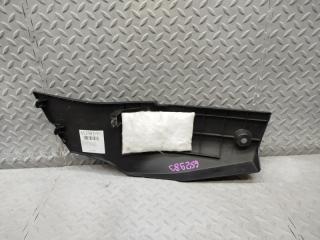 Пластик салона NISSAN LEAF ZE1 EM57 689215SK0B, 689205SK0B 3 ракурс