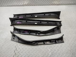 Накладка на порог NISSAN LEAF ZE1 EM57 769B63NA0A, 769B73NA0A, 769B43NA0A, 769B53NA0A 2 ракурс