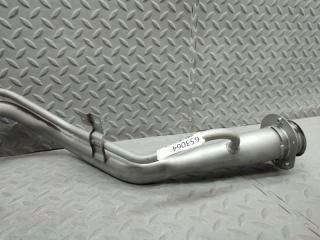 Горловина топливного бака SUBARU LEGACY BP5 EJ20 5 ракурс Горловина топливного бака SUBARU LEGACY BP5 EJ20 5 ракурс