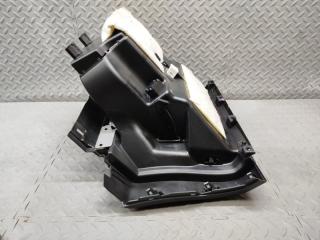 Бардачок пассажирский NISSAN LEAF ZE1 EM57 685203NC0A 5 ракурс