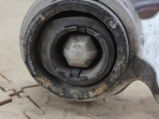 Рычаг правый передний BMW Z4 E85 N52B25AE 2 ракурс Рычаг правый передний BMW Z4 E85 N52B25AE 2 ракурс