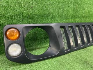 Решетка радиатора SUZUKI JIMNY JA22W K6A 2 ракурс